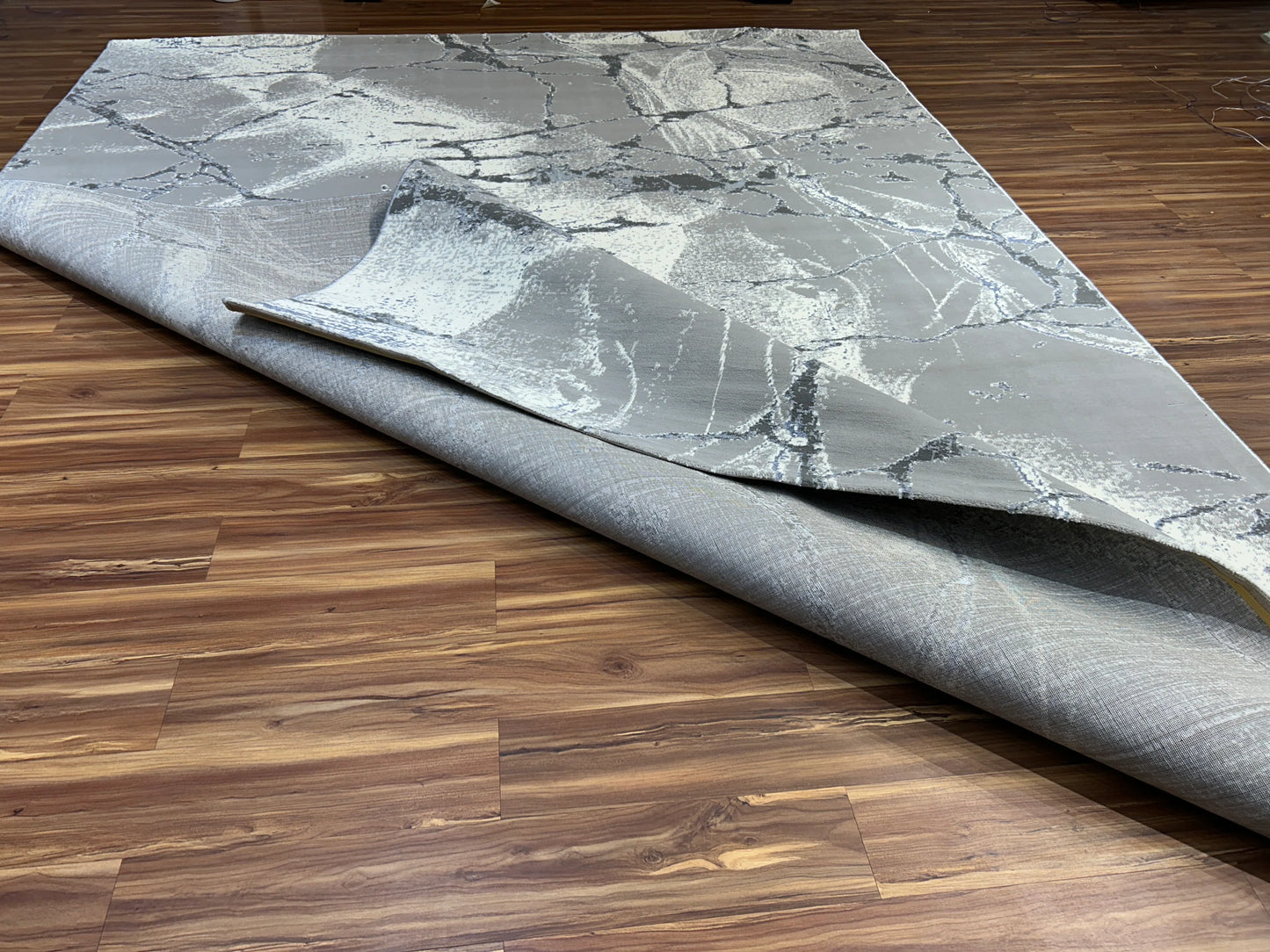 Virex Modern Carpet & Rug 8x11
