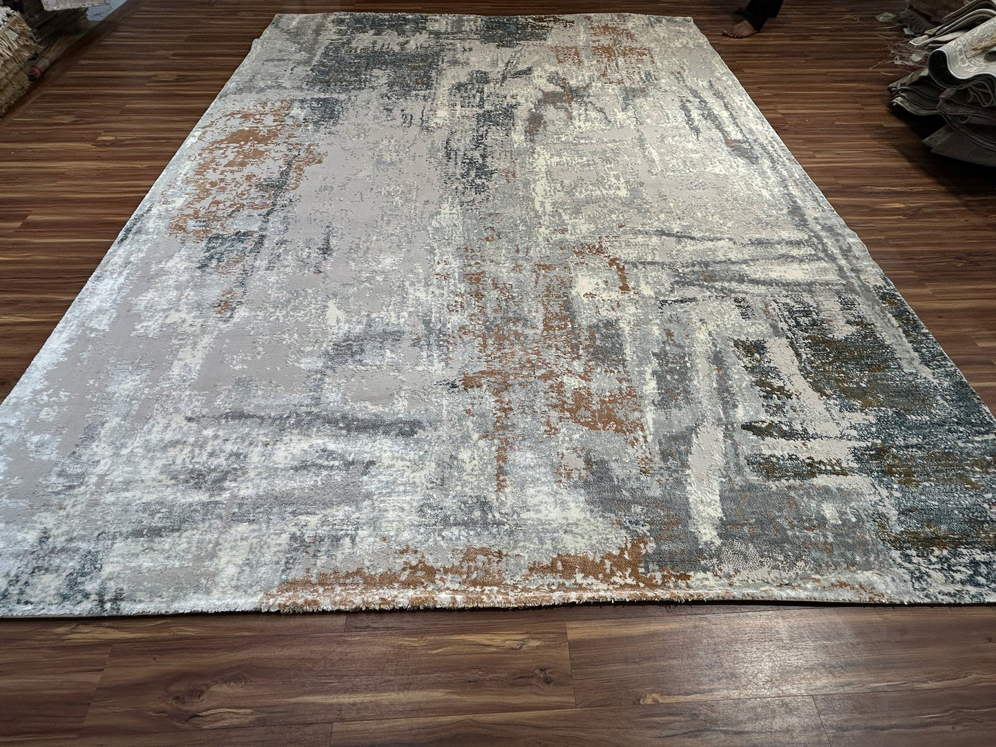 Vantara Modern Carpet & Rug 8x11