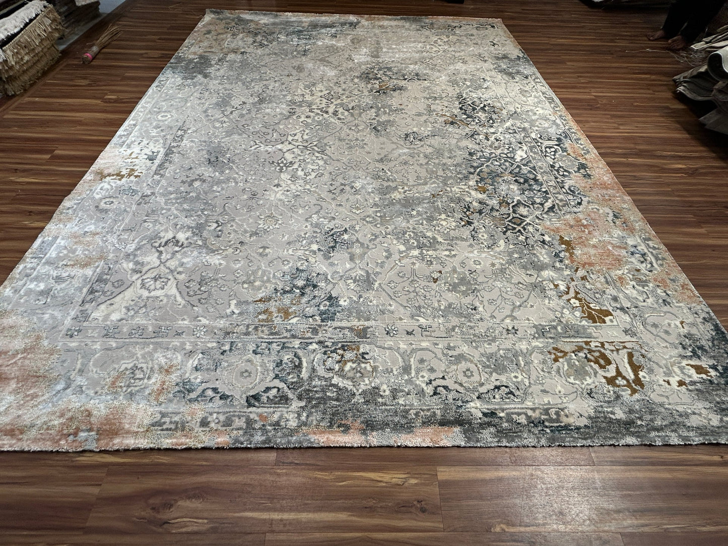 Novique Modern Carpet & Rug 8x11