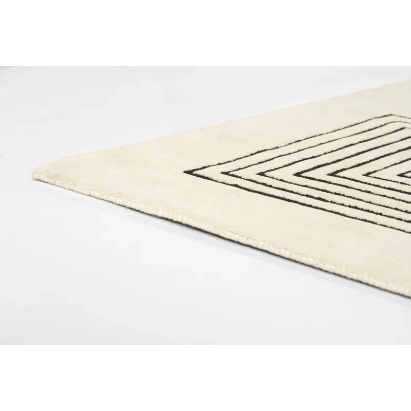 Classic Hand Tufted Carpet & Rug