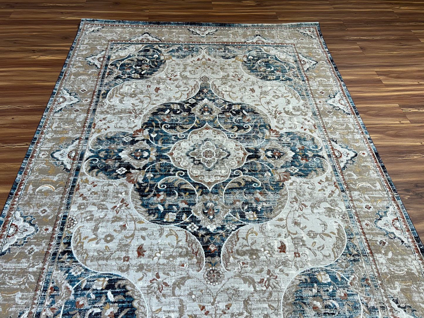Quartz Modern Carpet & Rug 8x11