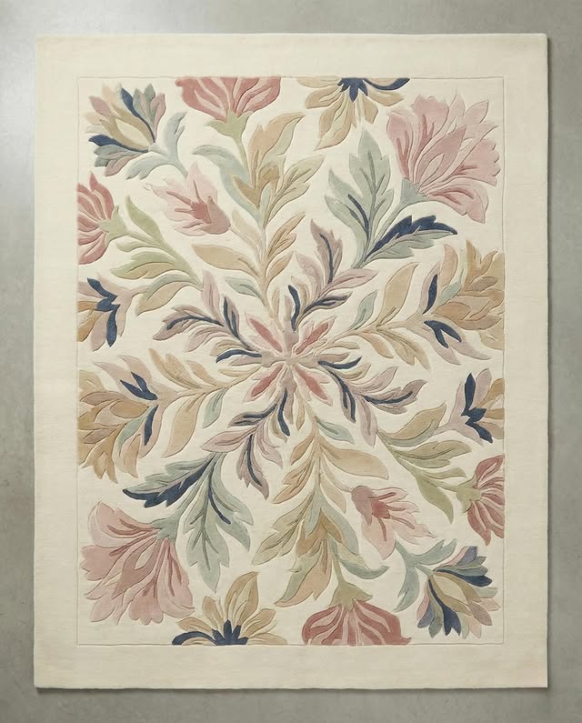 Calm Hand Tufted Carpet & Rug
