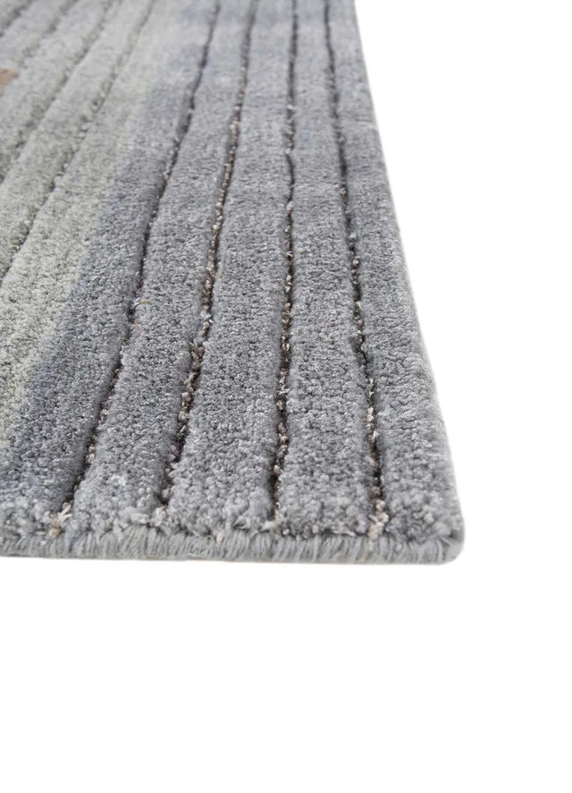 Viro Prime Irregular Hand Tufted Carpet & Rug
