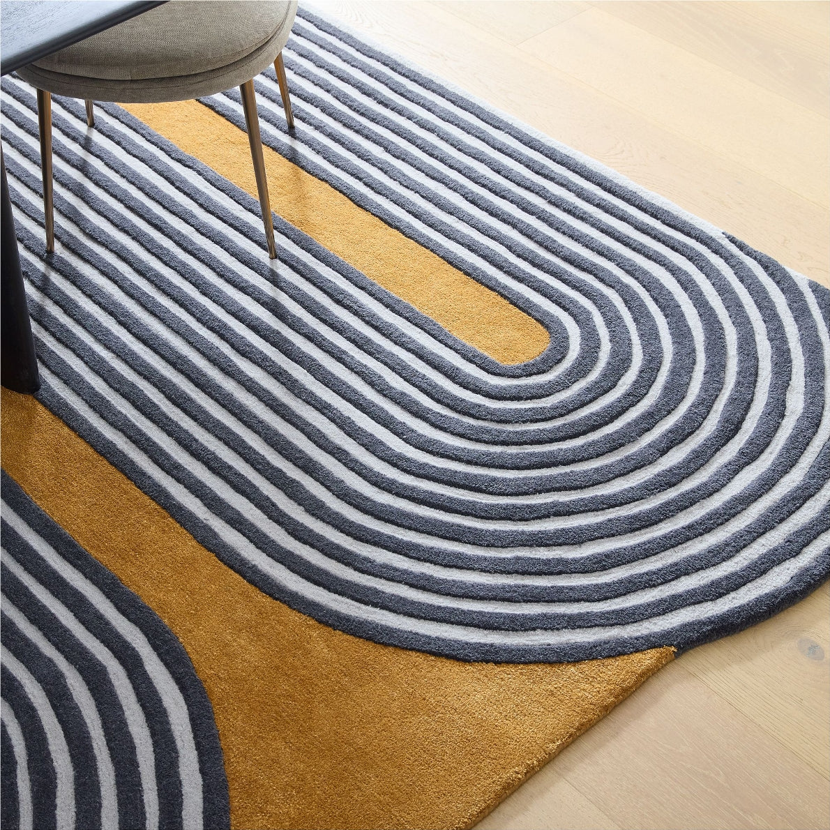 Silk Hand Tufted Carpet & Rug