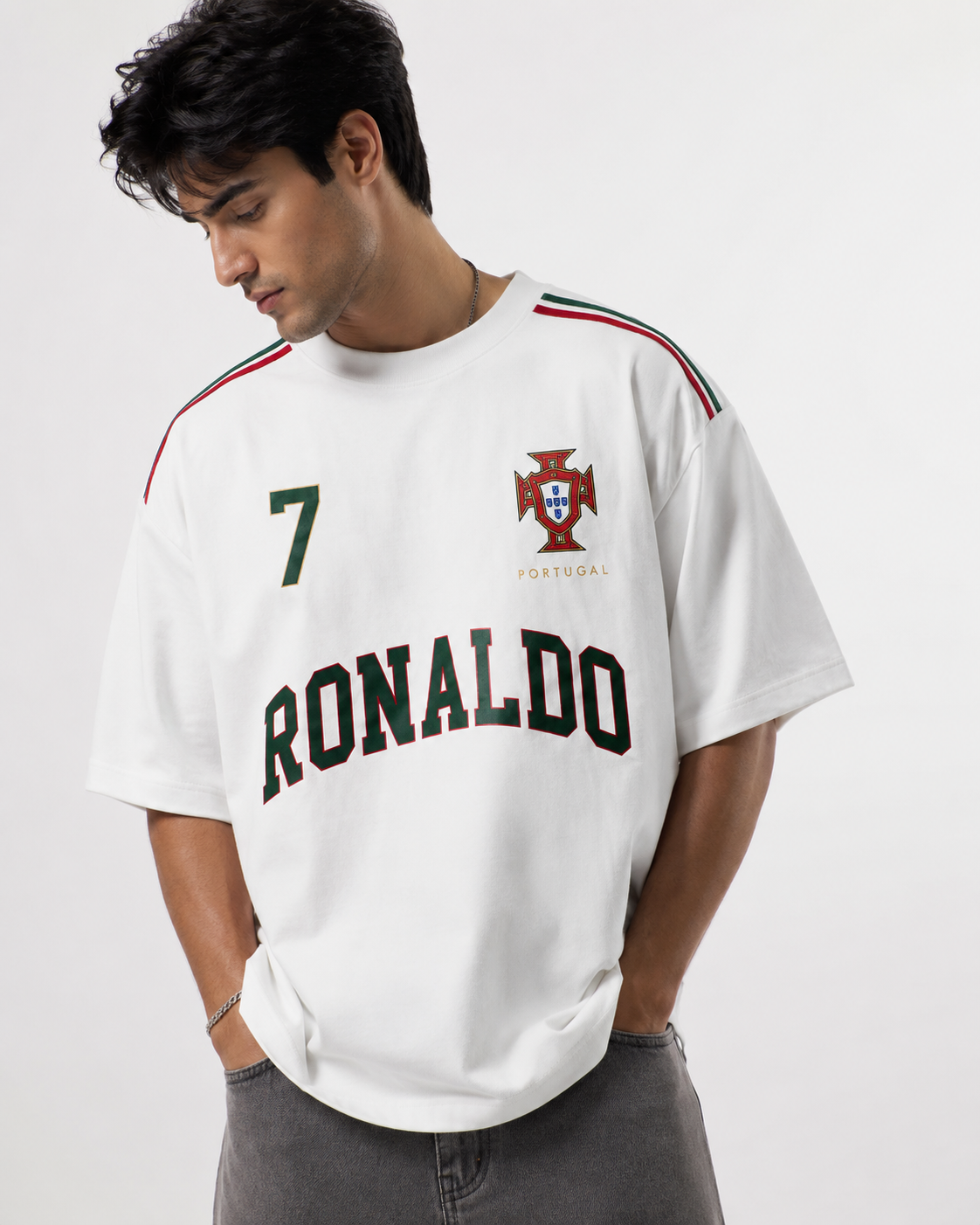 CR7 Legacy Oversized Tee – Portugal Edition